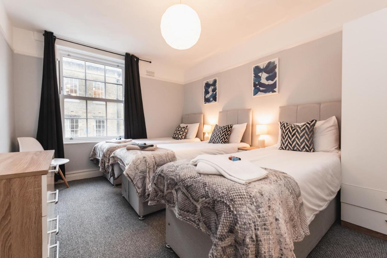 Best Price! Perfect Gunwharf Accommodation - 5 Single Beds Or Kingsize Free Parking Portsmouth Esterno foto